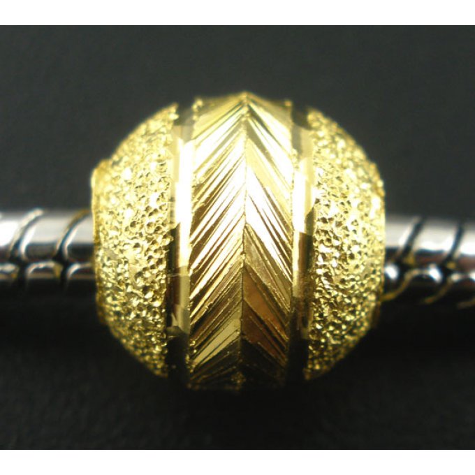 Perle métallique forme ovoïde, cuivre doré