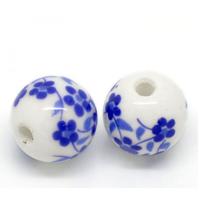 Perle en céramique blanche ,Ø 12mm fleurs bleues 