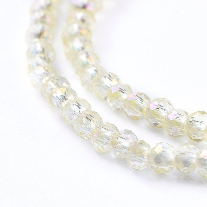 Perles facettées,forme  rondelle  2x1.5mm reflet arc en ciel couleur champagne  (1 chapelet) 