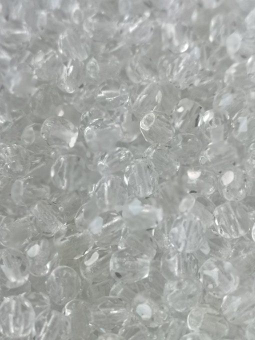 50 perles rondes facettées  4x4mm  Crystal, Transparent