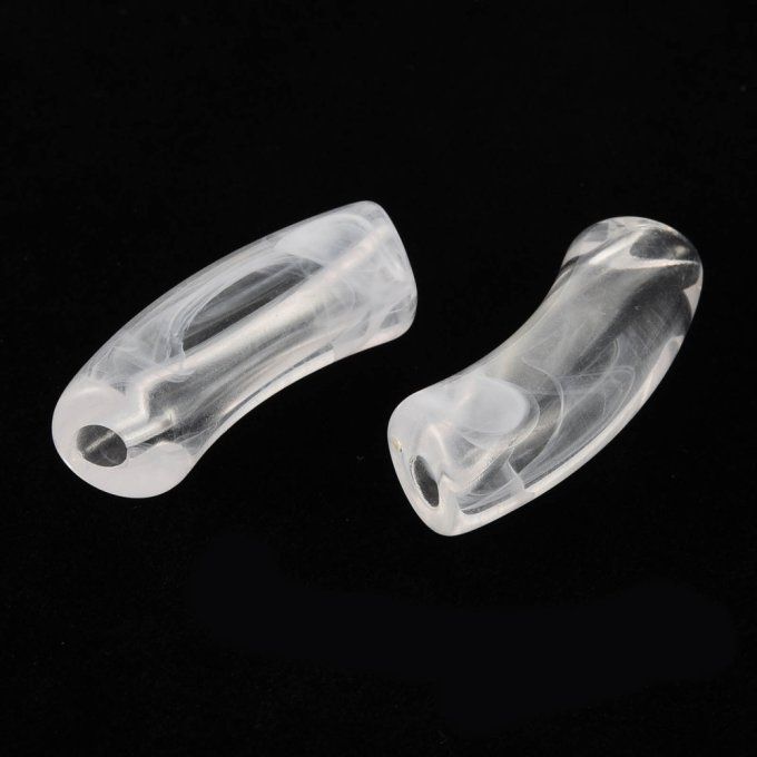 Perle acrylique transparente en forme de tube incurvé  34.5x13x11mm  couleur blanc