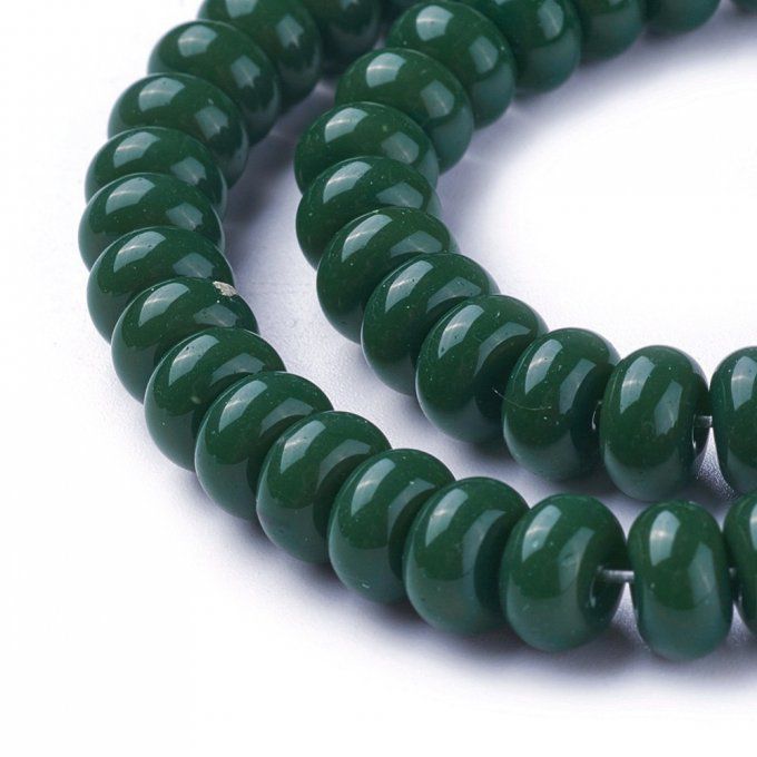 Perles de verre opaque forme rondelle 8x4mm  (x50)  couleur verte