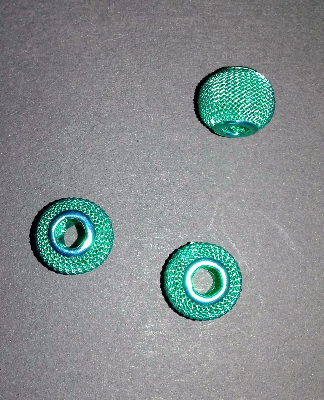 Perles en maille métallique Ø 14mm vert