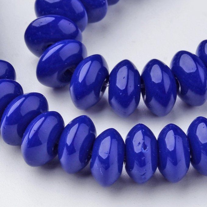 Perle de verre en forme d'abaque 8x4mm coloration bleu marine