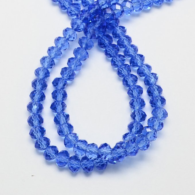 Perles facettées,transparentes, forme d'abaque 6x4mm bleu moyen (x50)