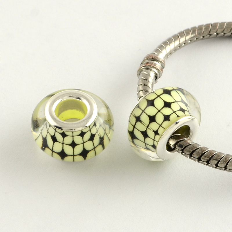 3 Perles en acrylique motif grille couleur vertclair