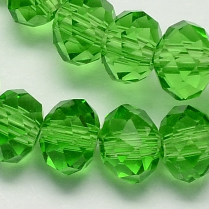Perles facettées,transparentes,forme d'abaque 8x6mm vert (x50)
