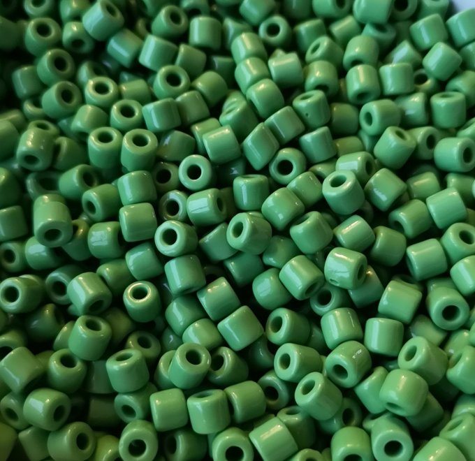 Preciosa  Rola  6.2mm   couleur  opaque green (x20g)