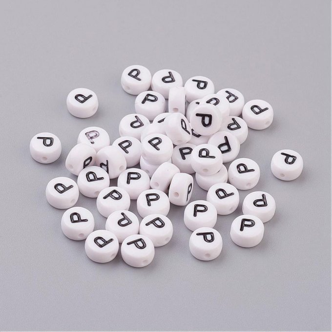 Perle alphabet en acrylique opaque  rond plat  noir /blanc lettre P