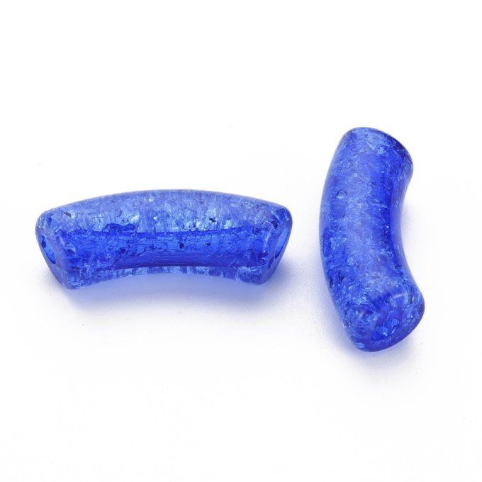 Perle acrylique  en forme de tube incurvé transparent ,effet craquelé  35x11.5x13.5mm couleur bleu