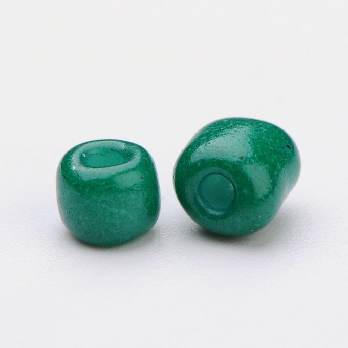 Rocaille 4-5 x 3-4 mm,verni ,vert  (20g)