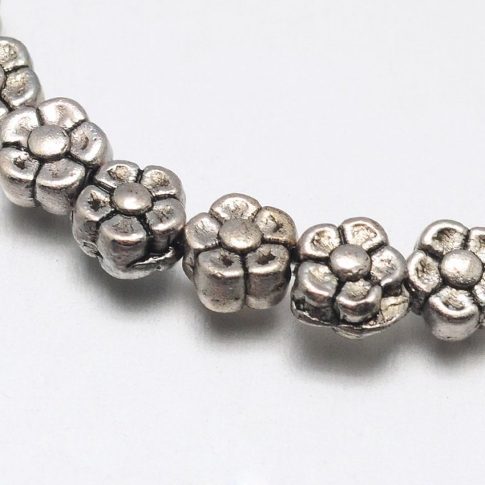 Perles métalliques Ø5.2mm forme fleur (x10)
