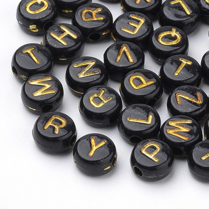 Perles alphabet en acrylique opaque  rond plat  or /noir (50g/environ 370 perles)