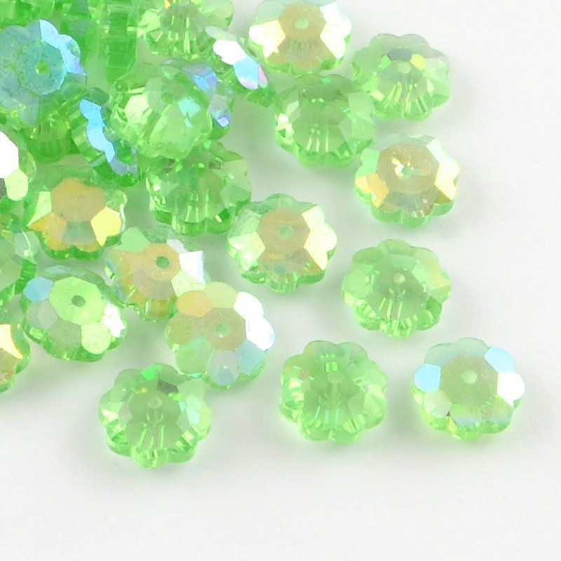 Perle de verre facettée forme marguerite 9.5-10x4mm couleur vert clair AB