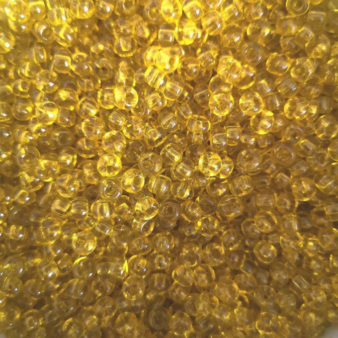 Rocaille en verre de Bohème  5.6mm  3/0  transparent yellow amber  (x20g)