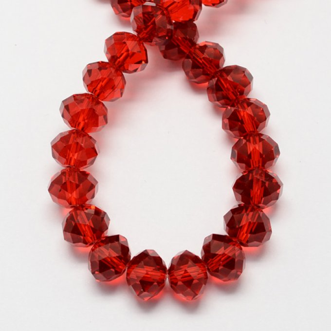 Perles facettées,transparentes,forme d'abaque 8x6mm rouge (x50)