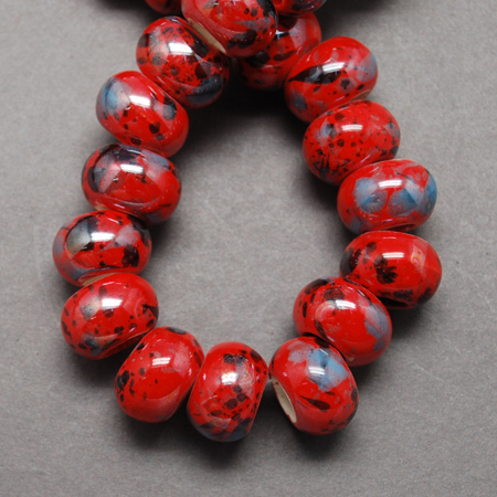 Perles  céramiques Ø12x9mm rouge