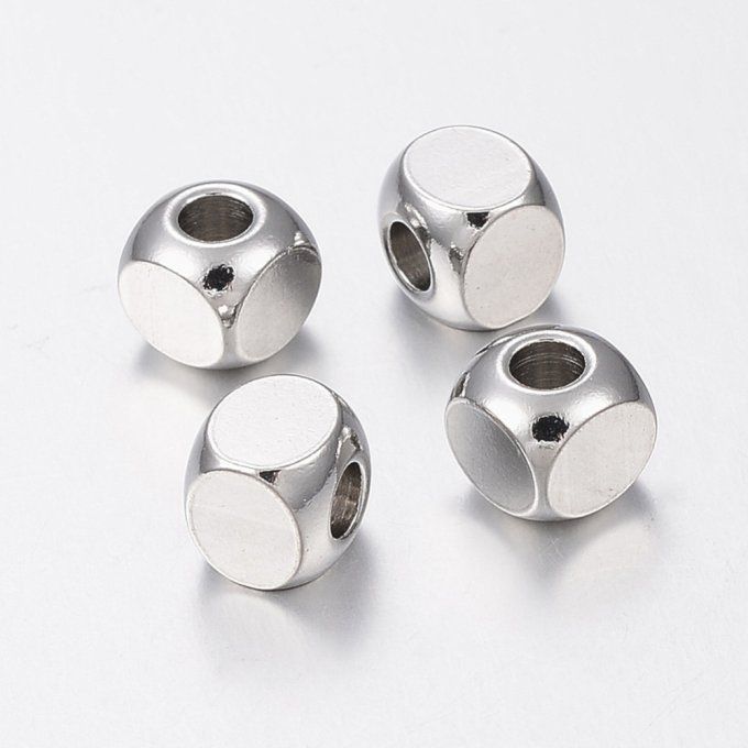Perles en inox 304 en forme de cube  6x6x6mm