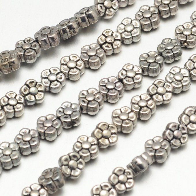 Perles métalliques Ø5.2mm forme fleur (x10)