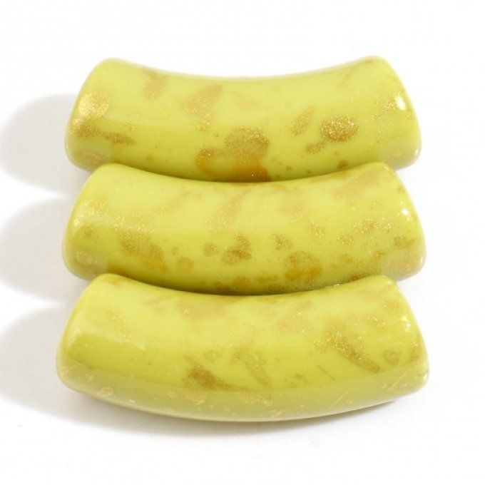 Perle acrylique en forme de tube incurvé opaque ,effet pailleté or ,30x11mm couleur jaune