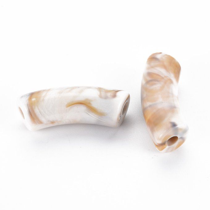 Perle acrylique opaque en forme de tube incurvé  34x11.5x13mm  couleur crème
