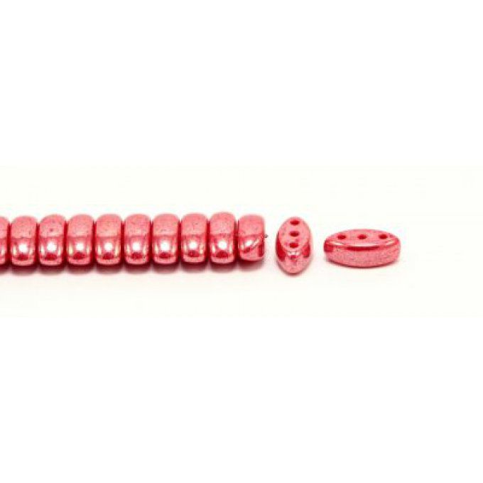 30 Perles Cali de Bohème 3 trous 3x8mm couleur opaque red lustered