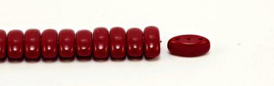 30 Perles Cali de Bohème 3 trous 3x8mm couleur opaque dark red