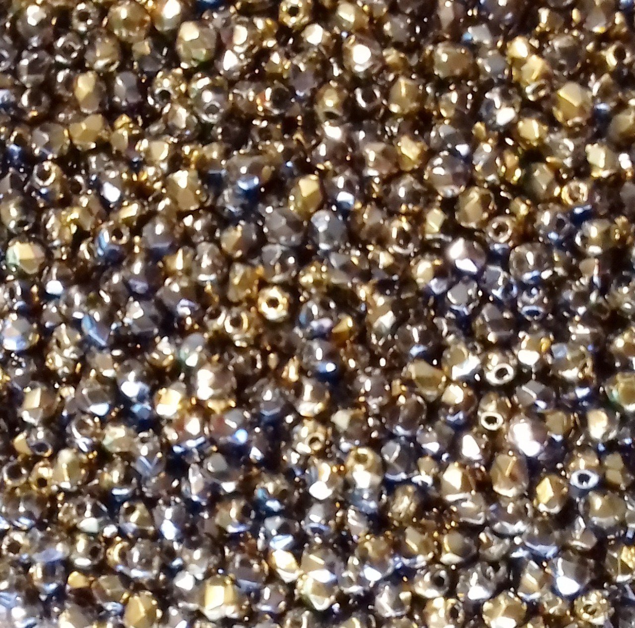 Preciosa 50 perles facettées rondes  3x3mm California graphite