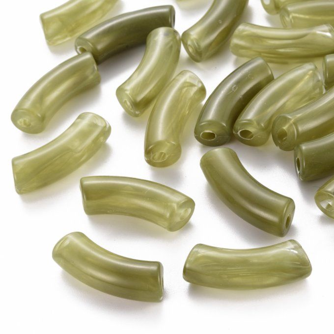 Perle acrylique  en forme de tube incurvé  36x13.5x11.5mm  couleur vert olive