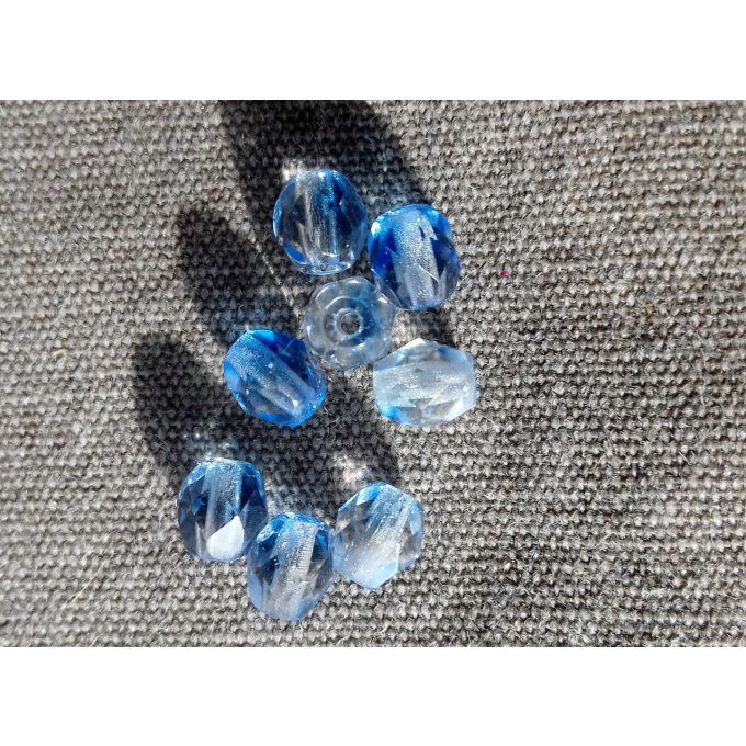 50 perles rondes facettées  4x4mm  Crystal sapphire