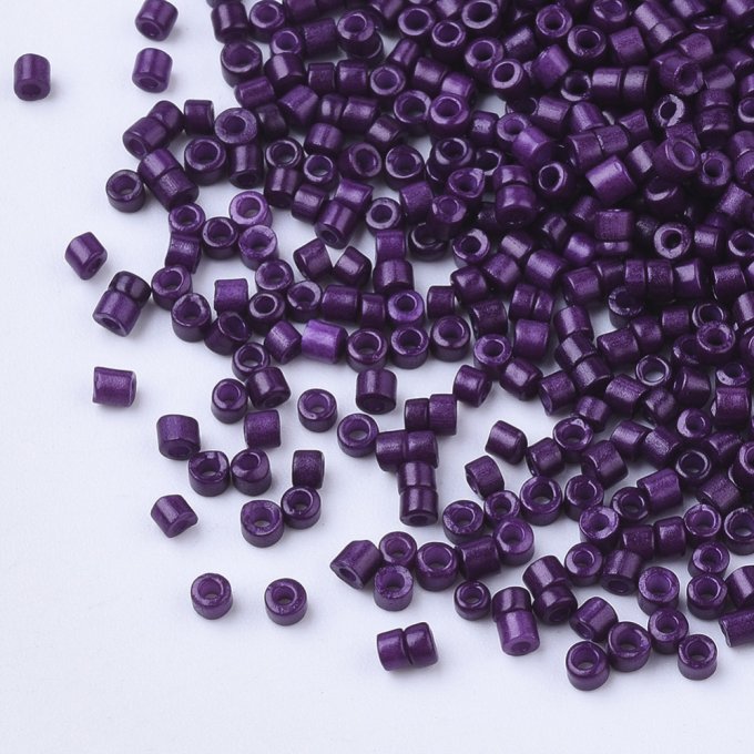 Rocailles (bugle)  tube 1.5~2x1~2mm verni , violet (x10g) 