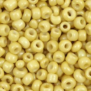 Rocaille 4mm couleur Vert moutarde miel  (20g)