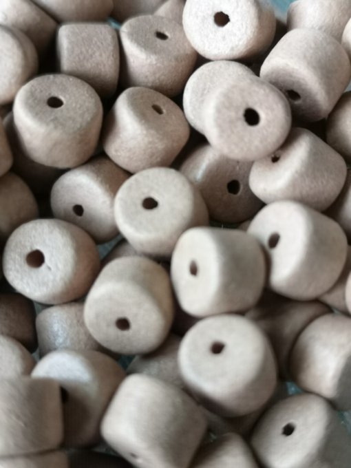 Perles en forme de tube en céramique   8x6mm  couleur Grey wood (x10) 