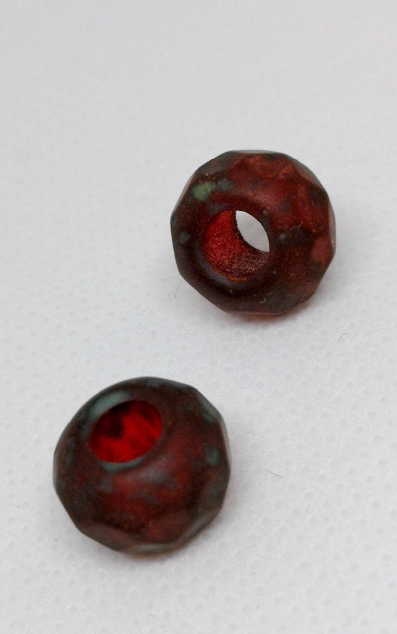 Perle en verre forme rondelle facettée de Bohème 8x12mm rouge transparent mat