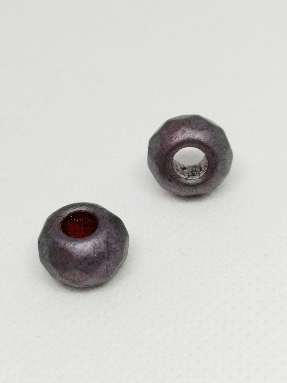Perle en verre forme rondelle facettée de Bohème 8x12mm rouge transparent mat