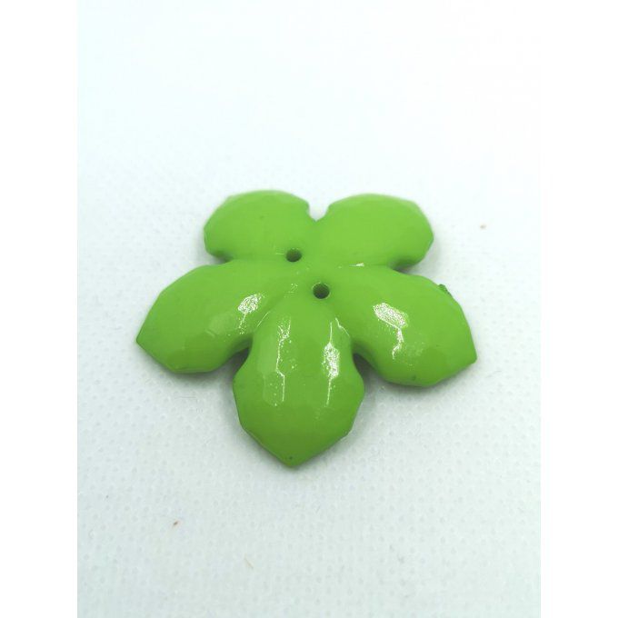 Bouton en acrylique en forme de fleur diamètre 40mm couleur verte