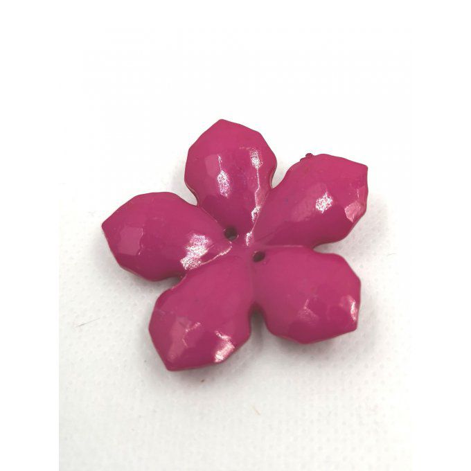 Bouton en acrylique en forme de fleur diamètre 40mm couleur fuchsia