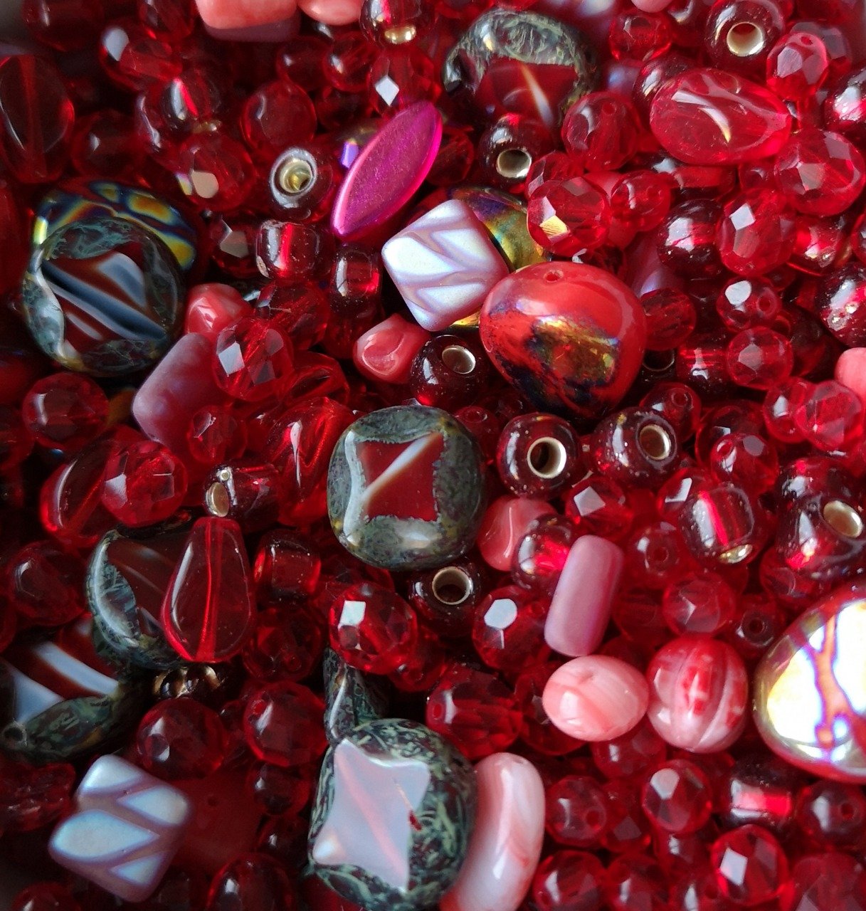 Pressed Bead Mixes Red (30g)