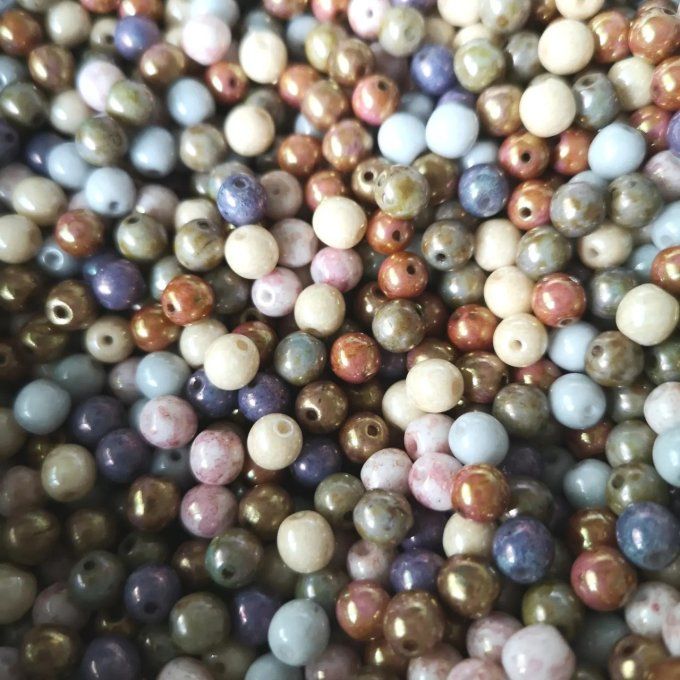 Round beads mix 6mm opaque luster  en verre de Bohème(x50)