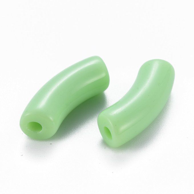 Perle acrylique  opaque en forme de tube incurvé  36x13.5x11.5mm  couleur vert printemps