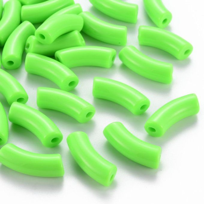 Perle acrylique  opaque en forme de tube incurvé  36x13.5x11.5mm  couleur citron vert