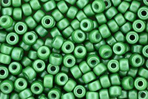 Perles de rocaille Matubo  6/0  4.1x2.9mm  Pearl shine light green (x10g)