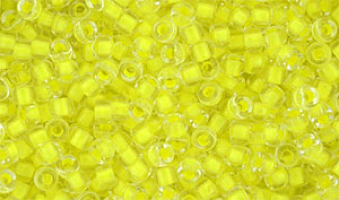 Perles de rocaille Matubo  8/0  3.1x2.10mm Crystal yellow neon lined (x10g)  