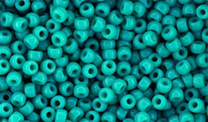 Perles de rocaille Matubo  8/0  3.1x2.10mm Opaque turquoise (x10g) 