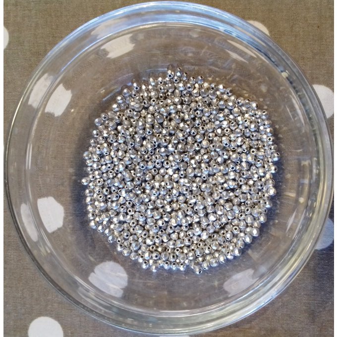 Preciosa 50 perles facettées  rondes 3x3mm Metallic silver