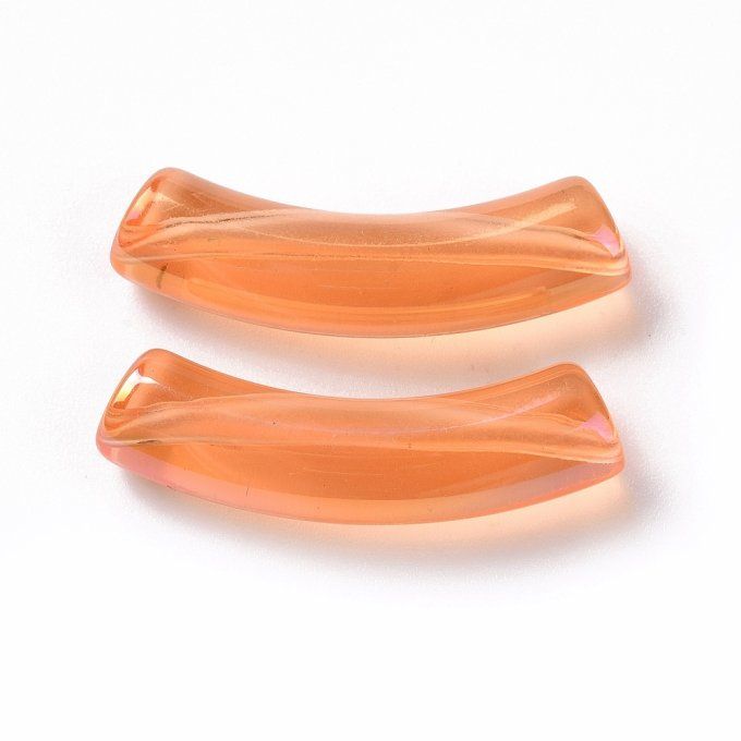 Perle acrylique  en forme de tube incurvé transparent ,effet irisé, 32x10x8mm  corail