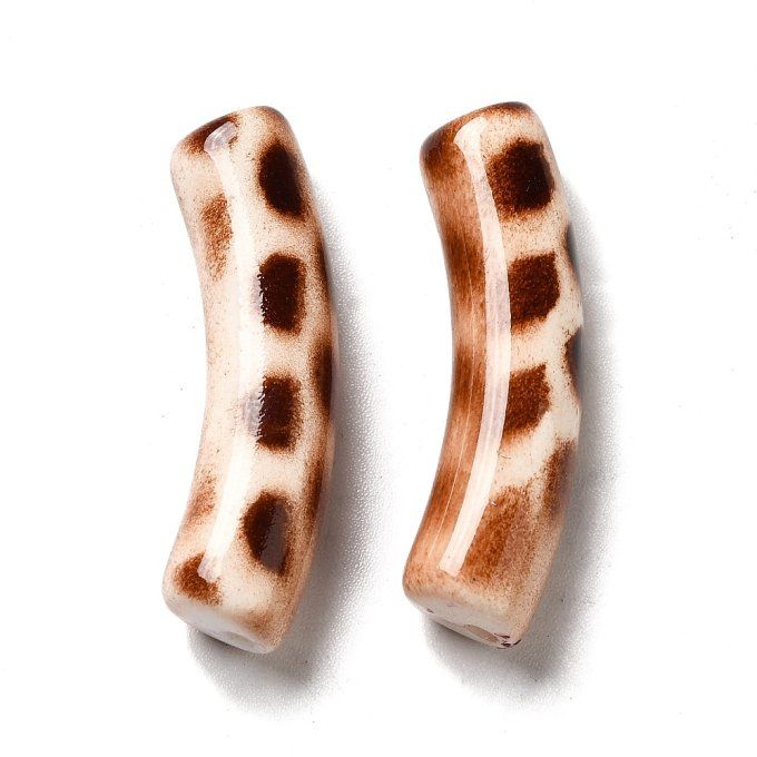 Perle acrylique  opaque en forme de tube incurvé  31x8x9.5mm  couleur pérou tacheté léopard