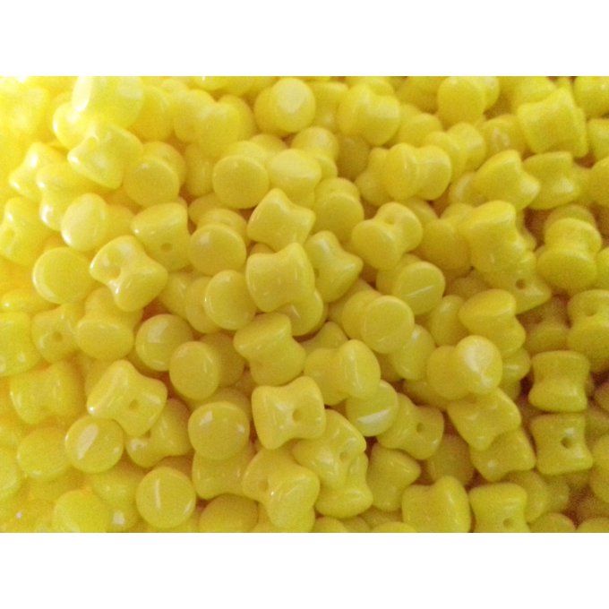 Preciosa Pellet Opaque yellow  (x50)