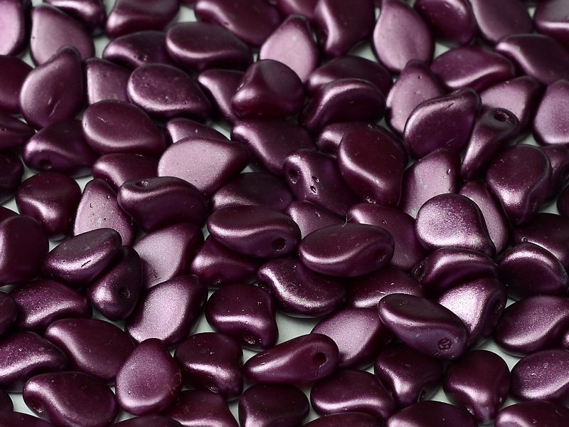 Preciosa Pip Alabaster  pastel bordeaux (x50)