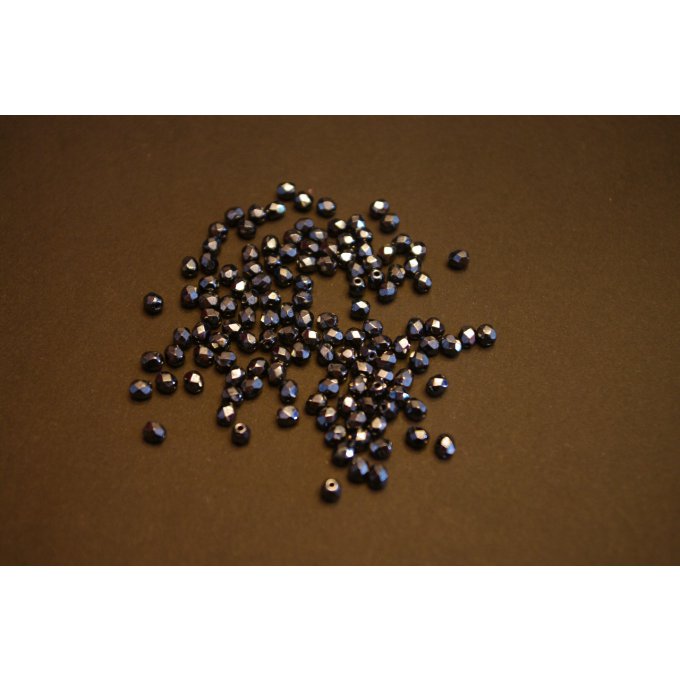 Preciosa 50 perles facettées 4x4mm  jet black